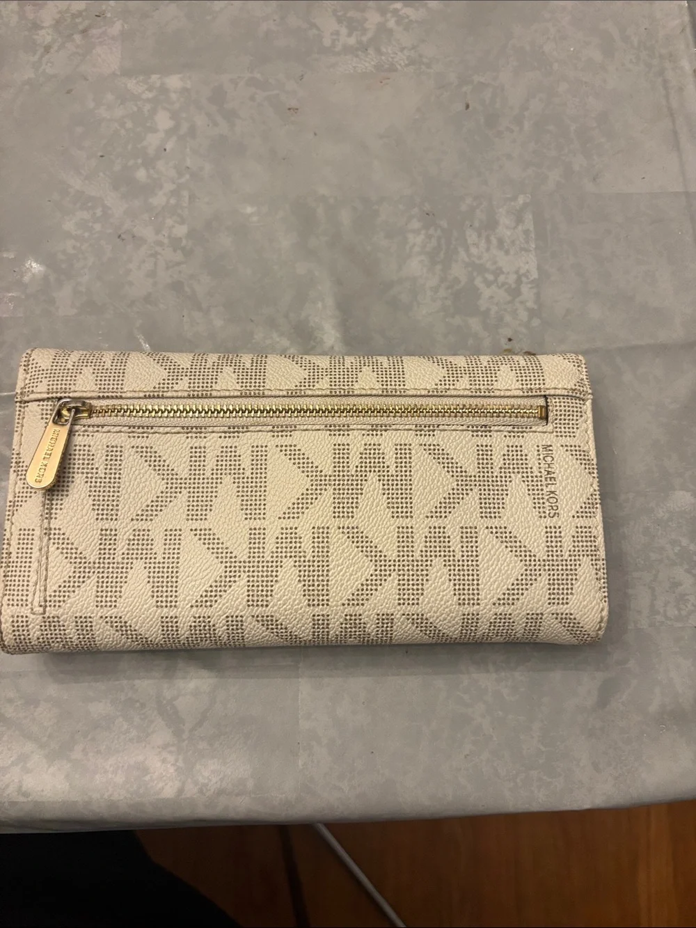 Michael Kors Beige Signature Continental Wallet with Gold Plaque